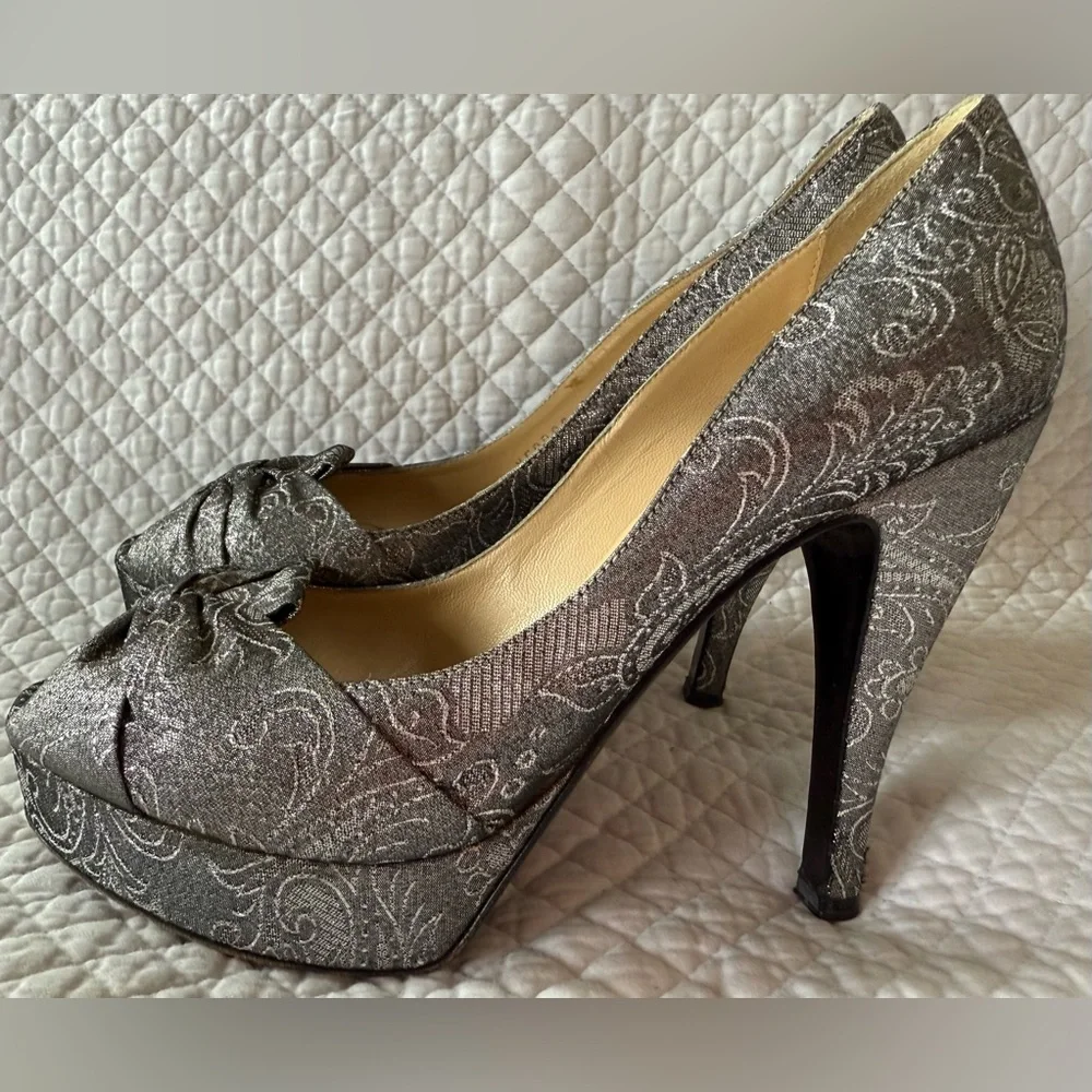 Emporio Armani Metallic Jacquard Bow Platform Heels – EU 37.5 (US 7.5)